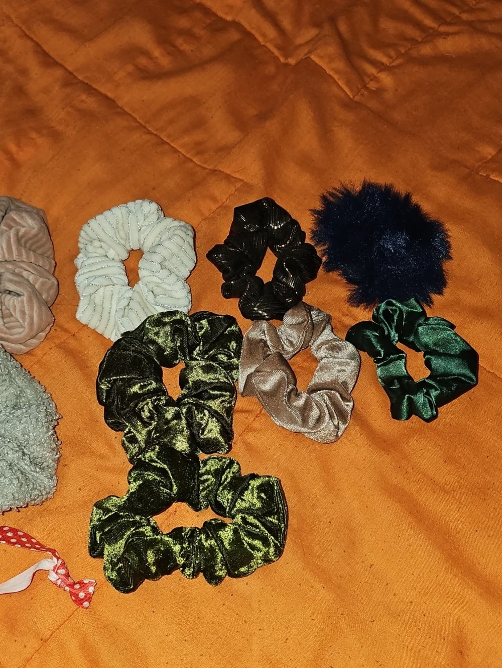 Large Scrunchie LOT!! All Great Condition!!